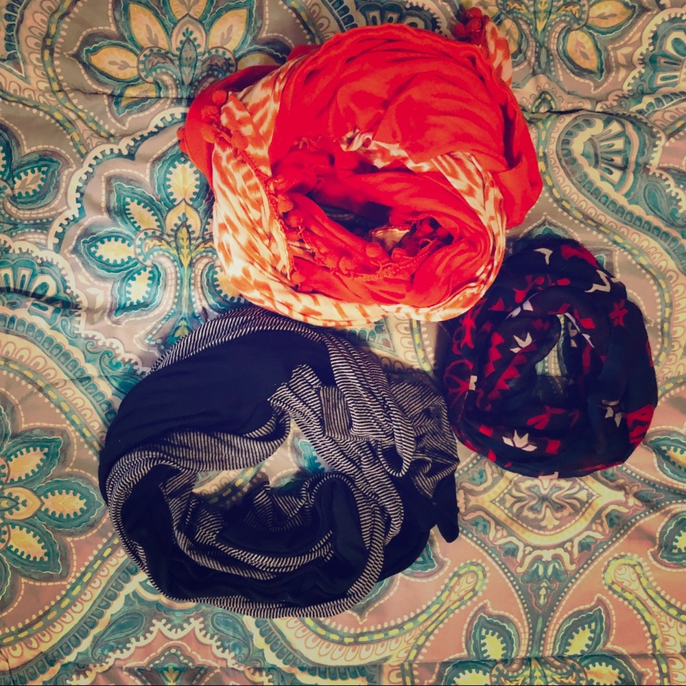 Scarfs